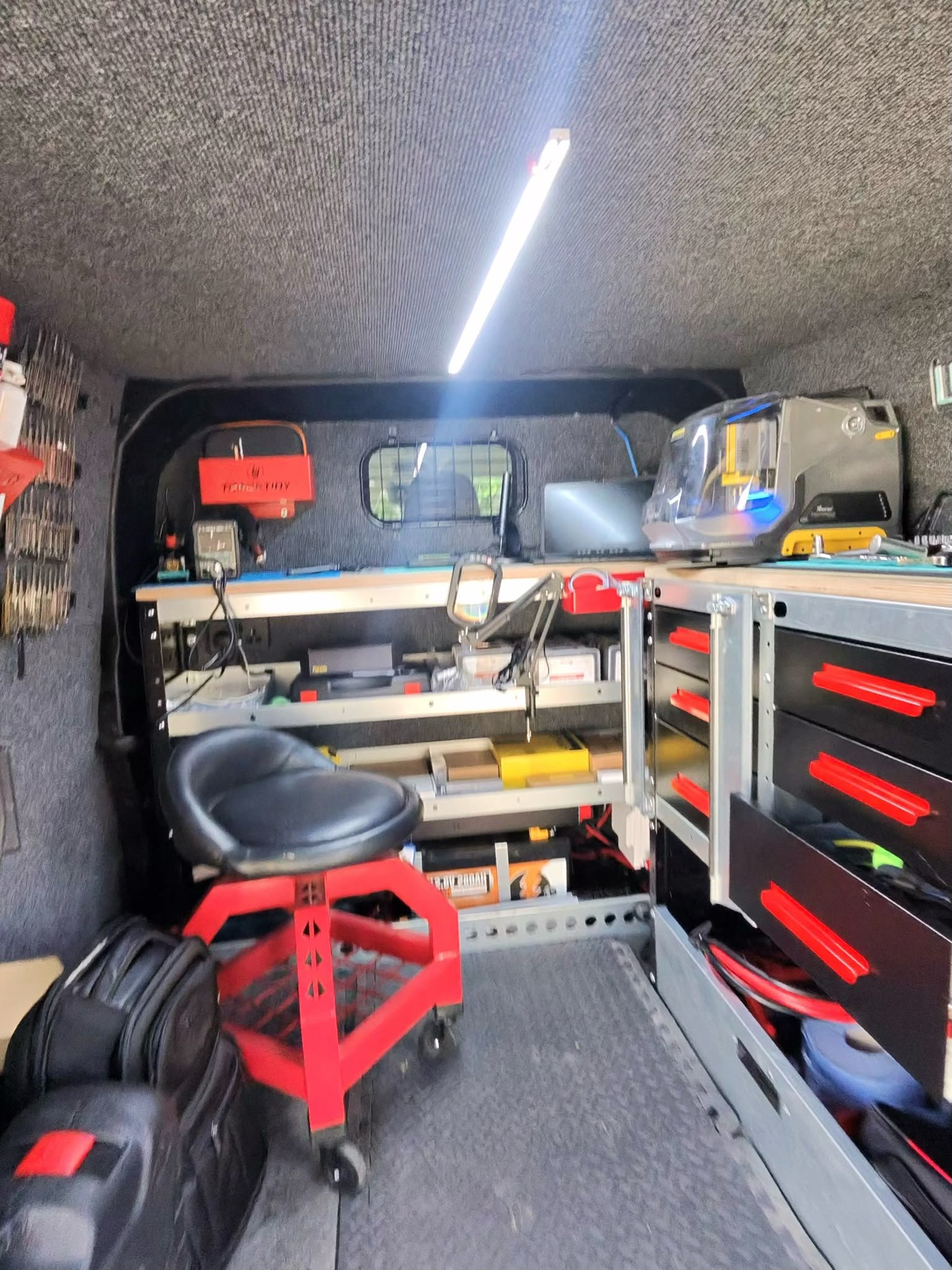 Lucky Lock Master mobile auto locksmith van in Hampshire